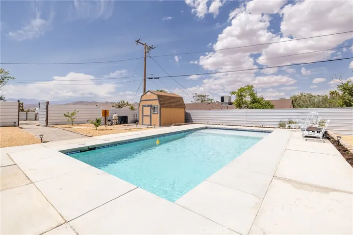 7279 Balsa Avenue, Yucca Valley, California 92284