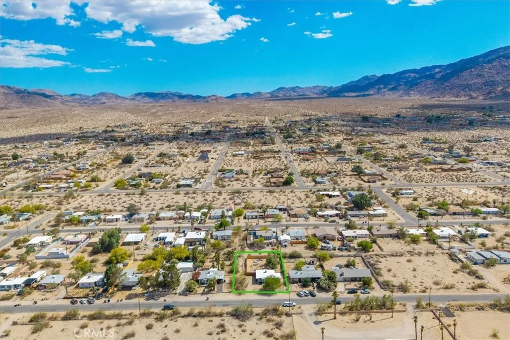 74825 Alta Loma Drive, 29 Palms, California 92277 home-pic-38