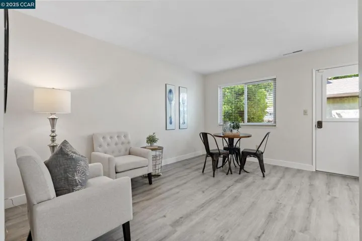 1050 Mohr Ln A, Concord, California 94518