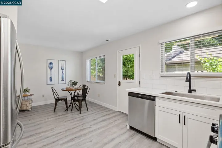1050 Mohr Ln A, Concord, California 94518