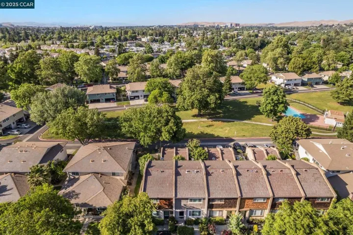 1050 Mohr Ln A, Concord, California 94518