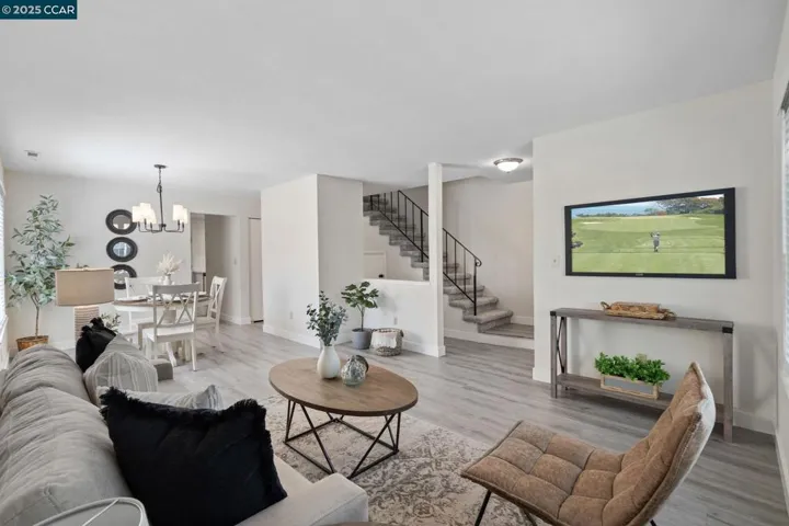 1050 Mohr Ln A, Concord, California 94518