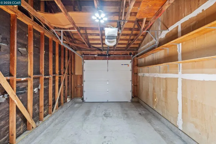 1050 Mohr Ln A, Concord, California 94518