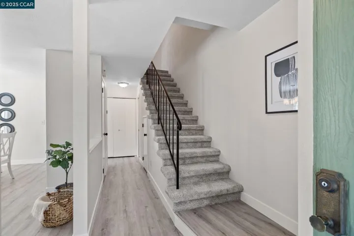 1050 Mohr Ln A, Concord, California 94518