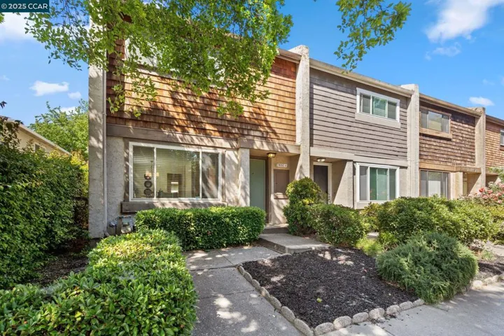 1050 Mohr Ln A, Concord, California 94518