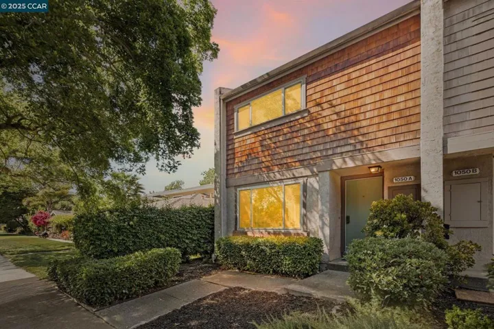 1050 Mohr Ln A, Concord, California 94518