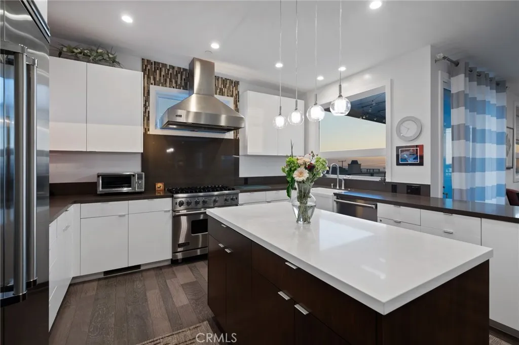 1074 7th Street 2, Hermosa Beach, California 90254 home-pic-40