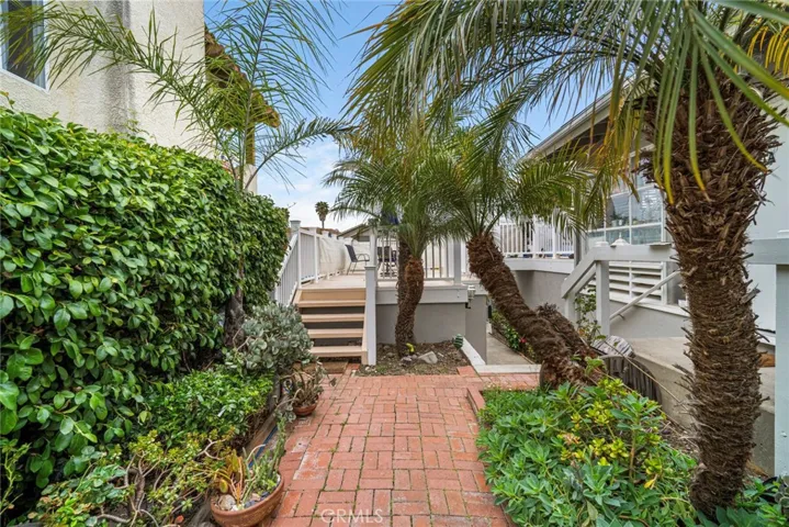 227 Avenida Santa Barbara, San Clemente, California 92672