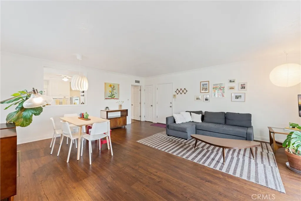1354 Shadow Lane D, Fullerton, California 92831 home-pic-1