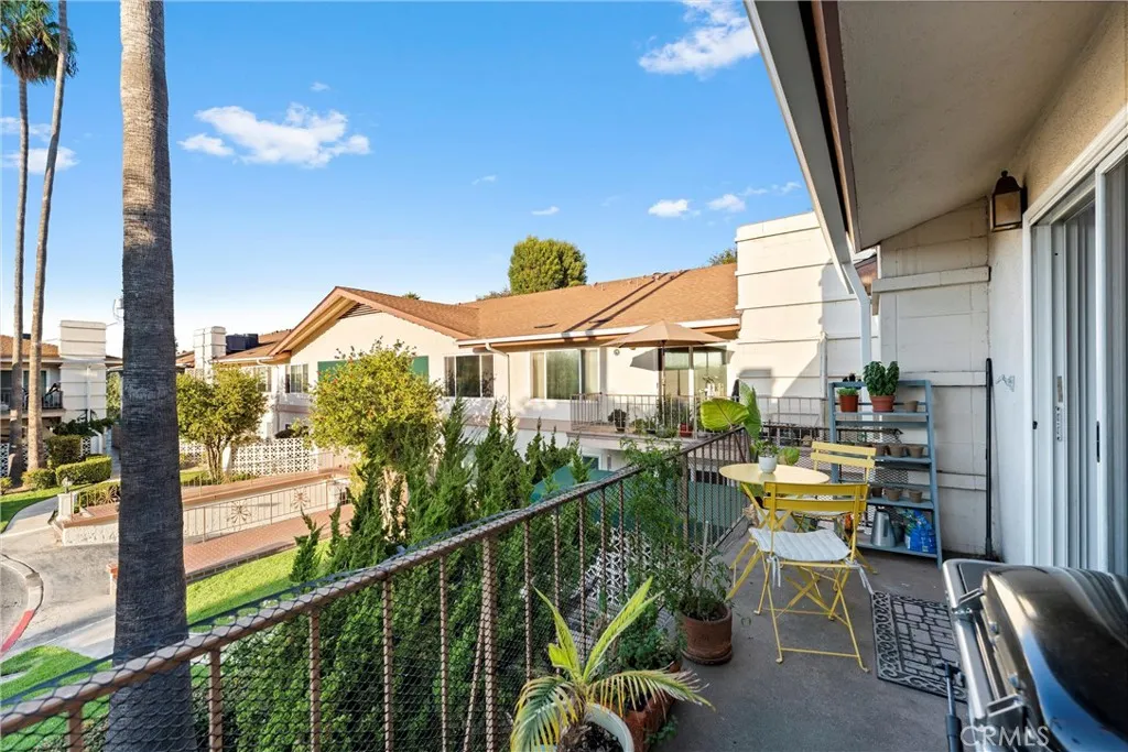 1354 Shadow Lane D, Fullerton, California 92831 home-pic-12