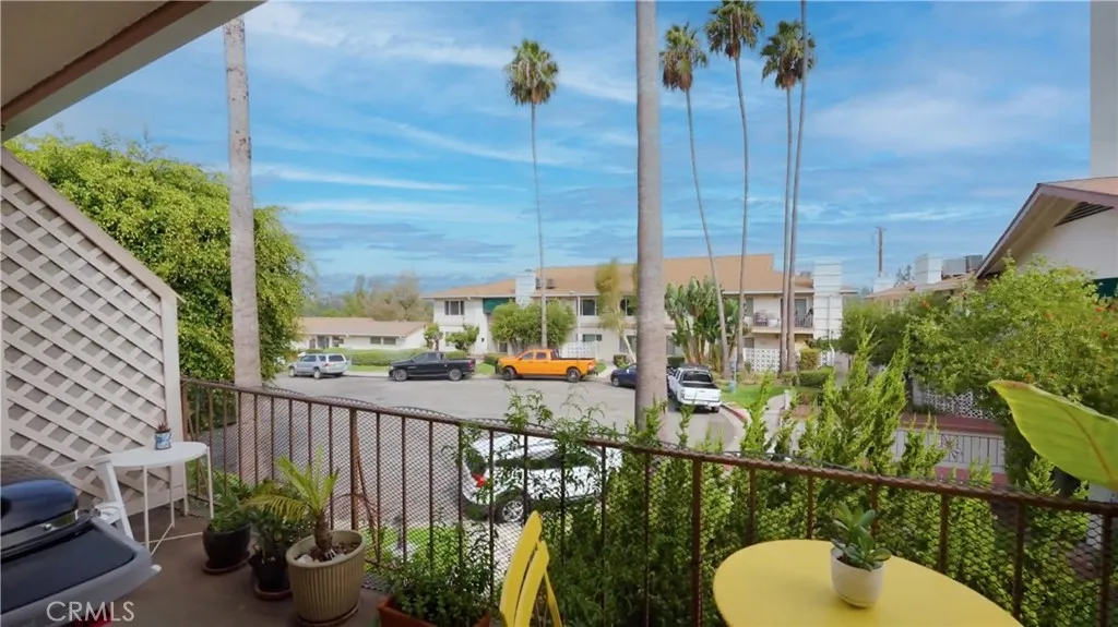 1354 Shadow Lane D, Fullerton, California 92831 home-pic-13
