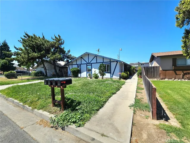 128 Park Street, Madera, California 93637