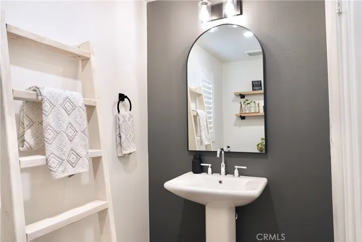 658 Pomelo Court, Covina, California 91723
