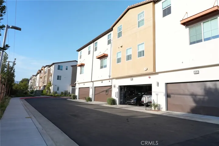 658 Pomelo Court, Covina, California 91723