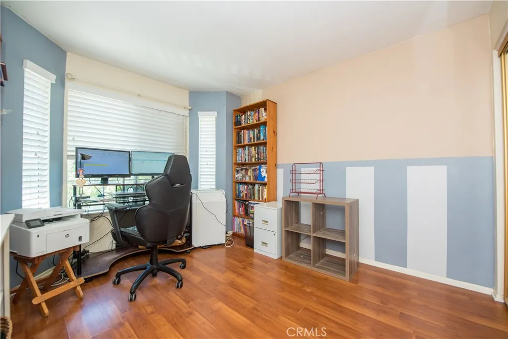 3251 Mountainside Drive, Corona, California 92882 home-pic-24