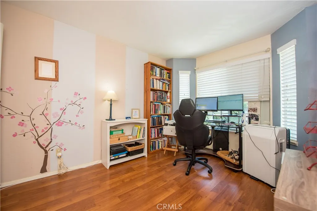 3251 Mountainside Drive, Corona, California 92882 home-pic-25