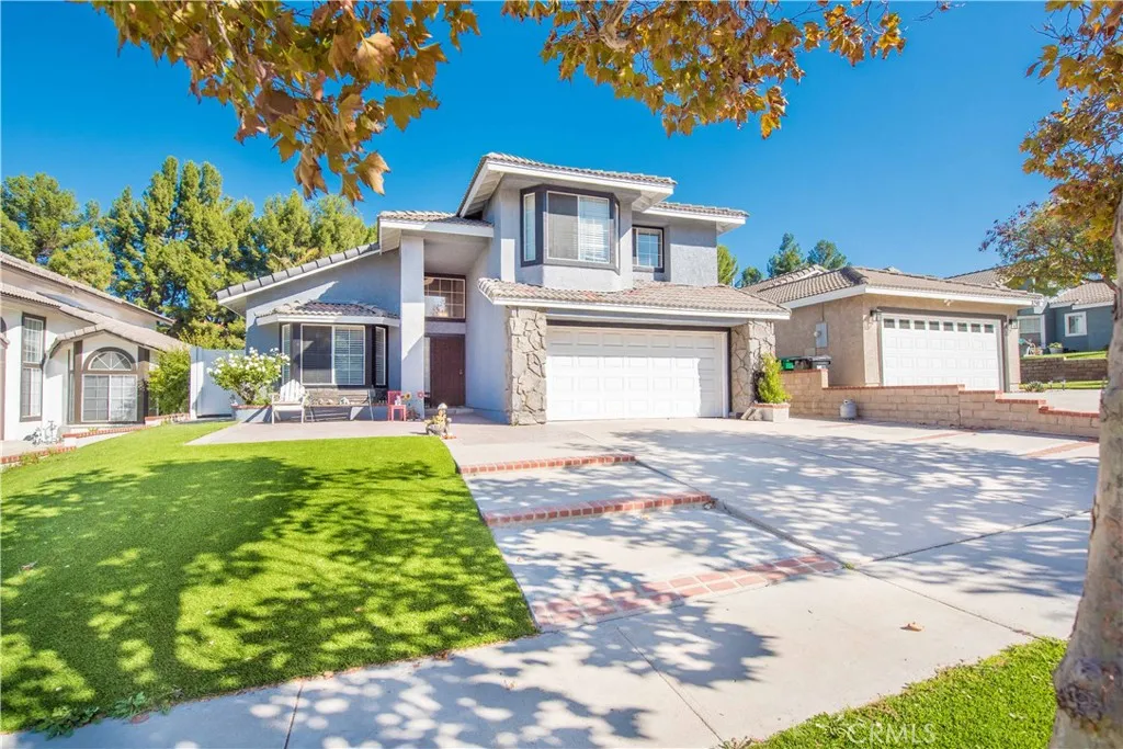 3251 Mountainside Drive, Corona, California 92882 home-pic-0