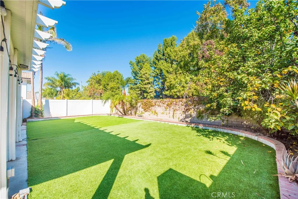 3251 Mountainside Drive, Corona, California 92882 home-pic-30
