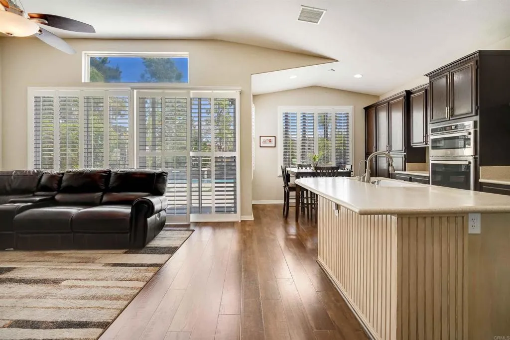 45878 Corte Orizaba, Temecula, California 92592 home-pic-11