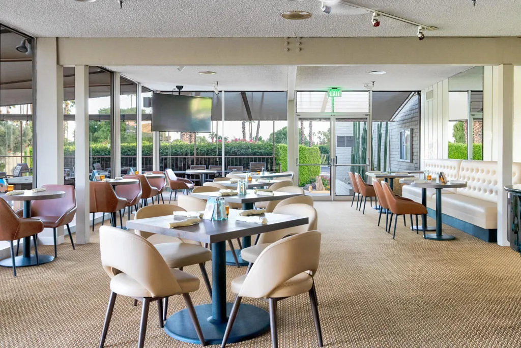 11 CLUBHOUSE-7