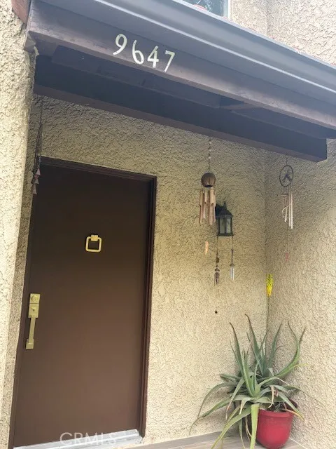 9647 Via Torino 143, Burbank, California 91504 home-pic-0