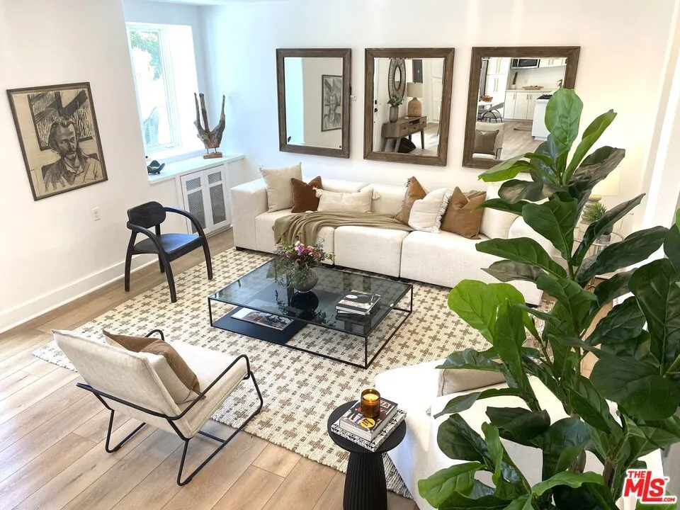 7206 Sycamore Trail, Los Angeles, California 90068 home-pic-4