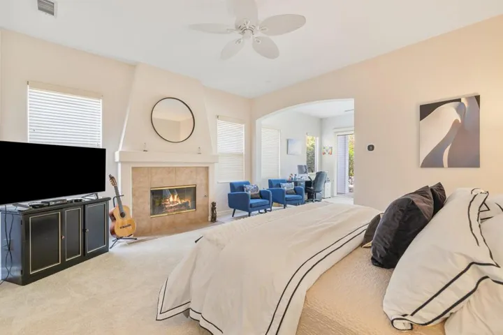 48-web-or-mls-2H8A3411