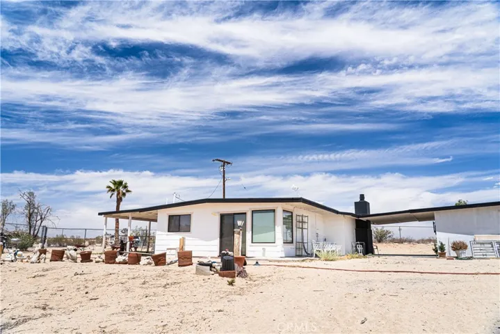 4960 Shoshone Valley, 29 Palms, California 92277