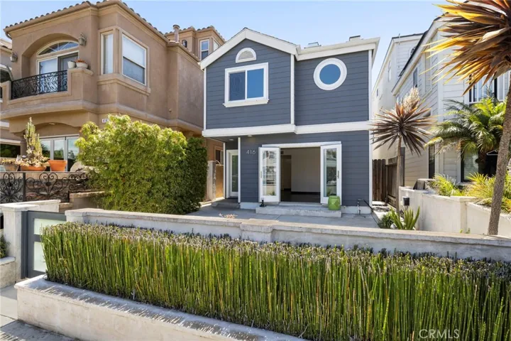 416 8th Street, Huntington Beach, California 92648