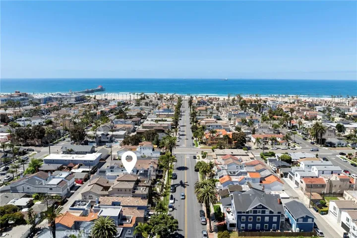 416 8th Street, Huntington Beach, California 92648