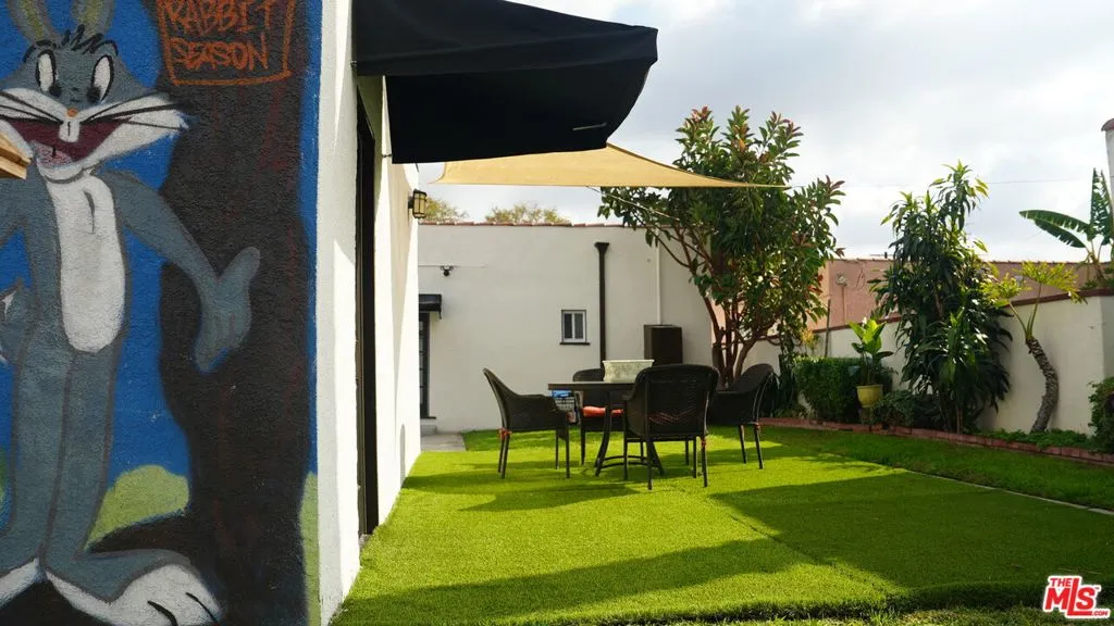 7319 Lasalle Avenue, Los Angeles, California 90047 home-pic-18