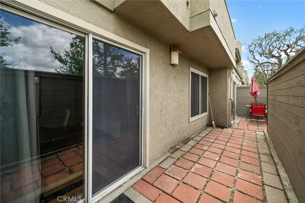 15796 Midwood Drive 6, Granada Hills, California 91344 home-pic-32