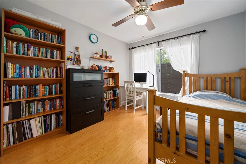 15796 Midwood Drive 6, Granada Hills, California 91344 home-pic-27