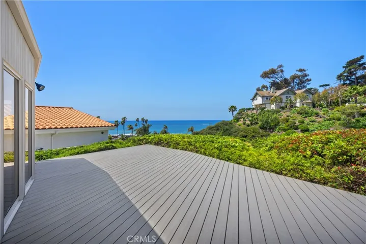 Spacious deck ready for for your next yoga session