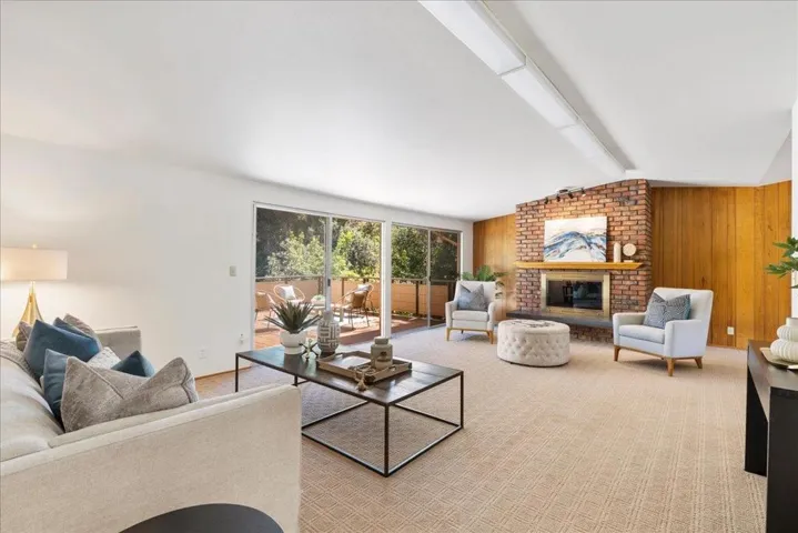 26388 Ginny Lane, Los Altos Hills, California 94022