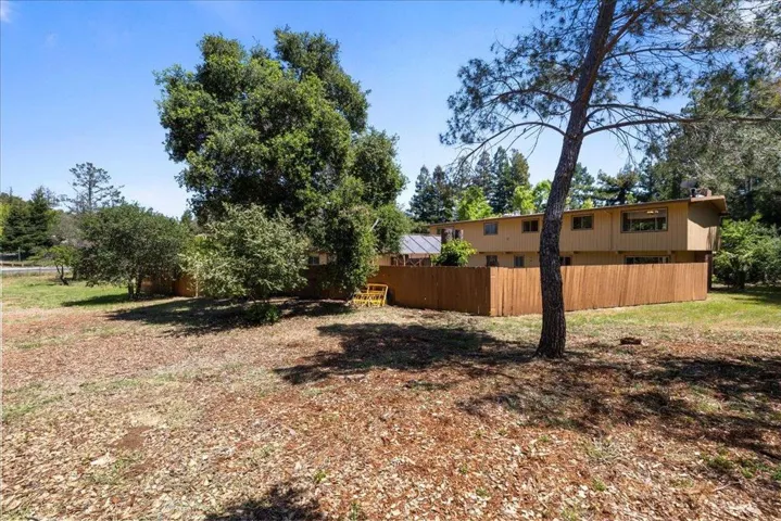 26388 Ginny Lane, Los Altos Hills, California 94022