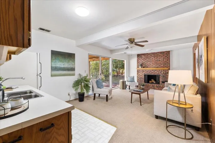 26388 Ginny Lane, Los Altos Hills, California 94022