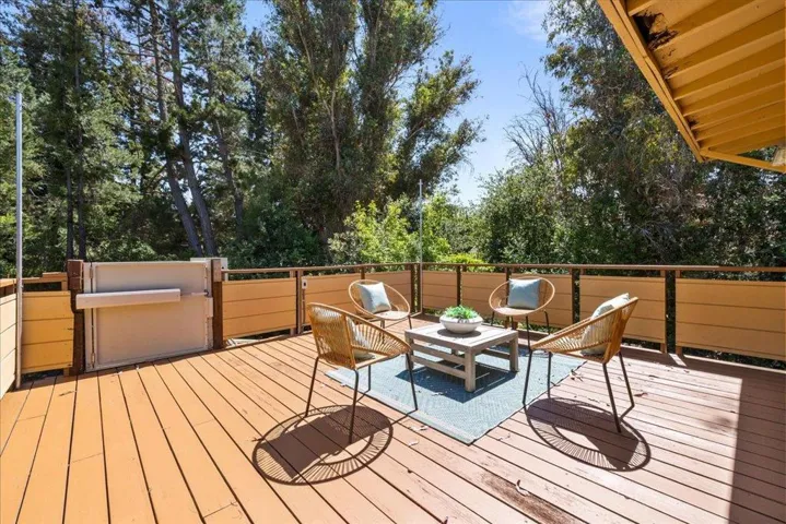 26388 Ginny Lane, Los Altos Hills, California 94022