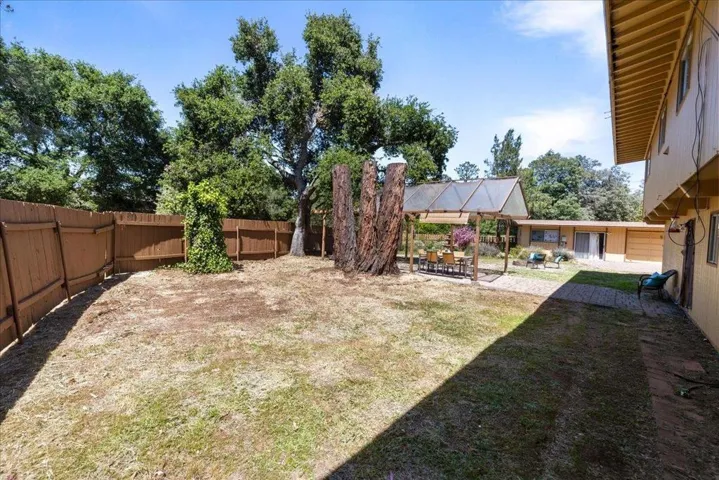 26388 Ginny Lane, Los Altos Hills, California 94022