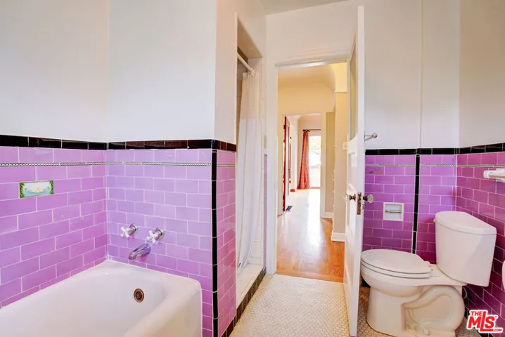 10372 Tennessee Avenue, Los Angeles, California 90064