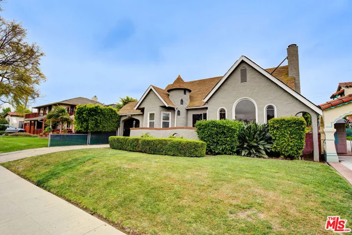 10372 Tennessee Avenue, Los Angeles, California 90064