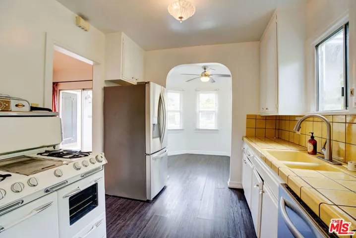 10372 Tennessee Avenue, Los Angeles, California 90064