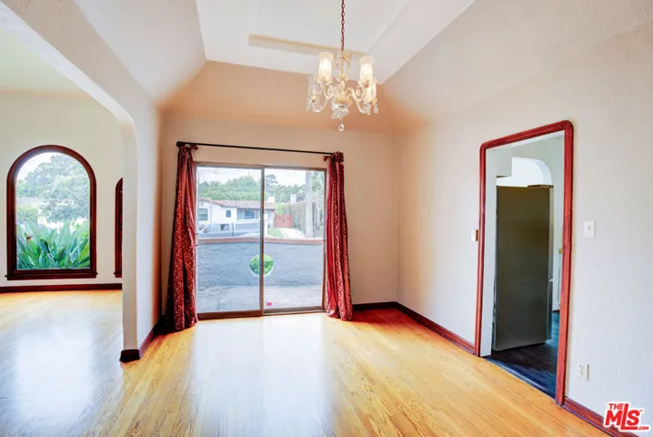 10372 Tennessee Avenue, Los Angeles, California 90064