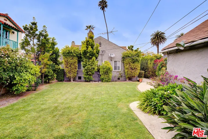 10372 Tennessee Avenue, Los Angeles, California 90064