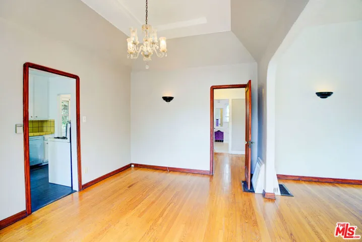 10372 Tennessee Avenue, Los Angeles, California 90064