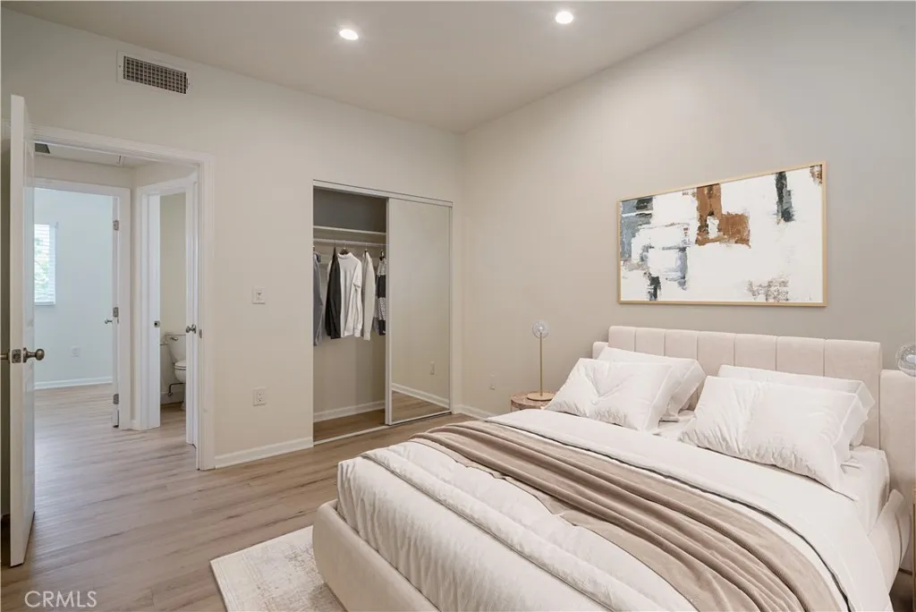 1271 S Sycamore Avenue, Los Angeles, California 90019 home-pic-11