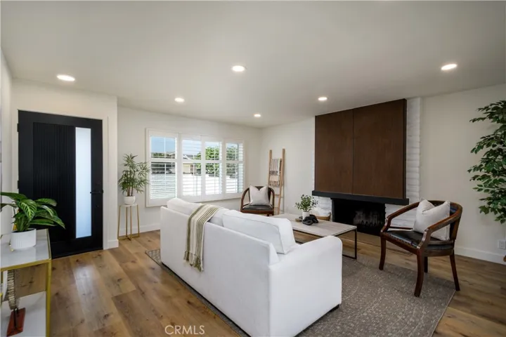 5172 Del Norte Circle, La Palma, California 90623