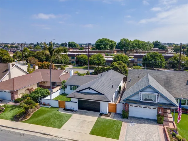 5172 Del Norte Circle, La Palma, California 90623