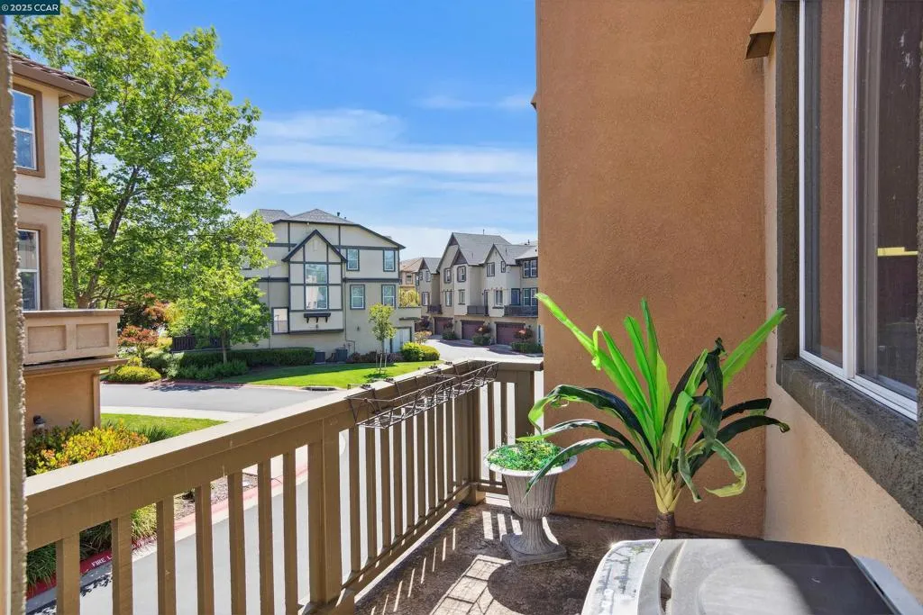 2073 Watermill Rd, San Ramon, California 94582 home-pic-18