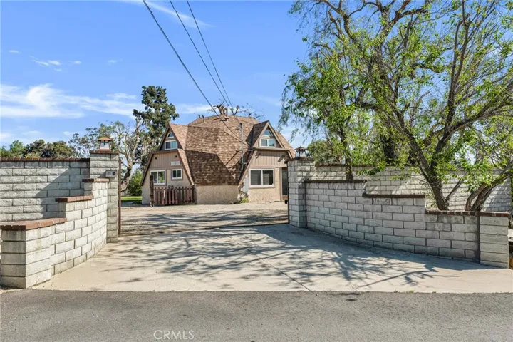 21806 Mayan Drive, Chatsworth, California 91311